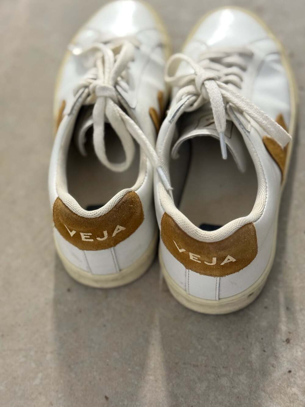 Veja Esplar Leather Sneakers in White Safran Suede Woman's Size 37 - Picture 3 of 6